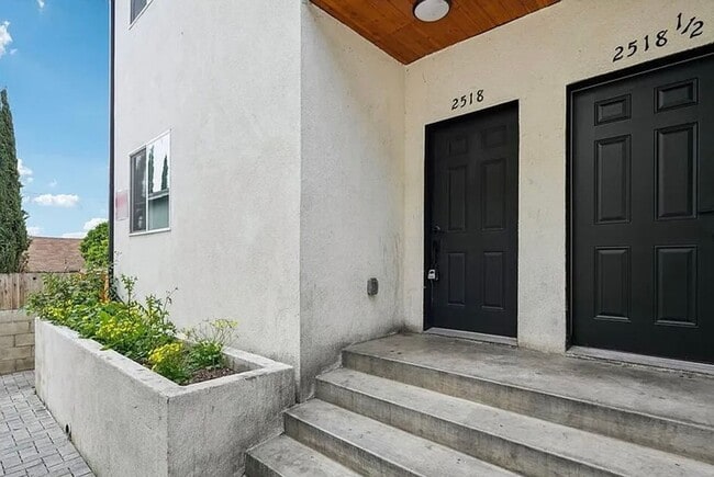 Photo - 3918 Brighton Ave Unidad 3918 1/4