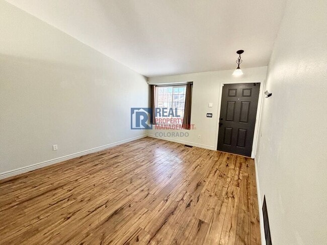 Photo - 4620 E Bennington Ave