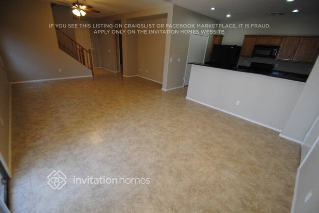 Photo - 3947 E Kent Ave