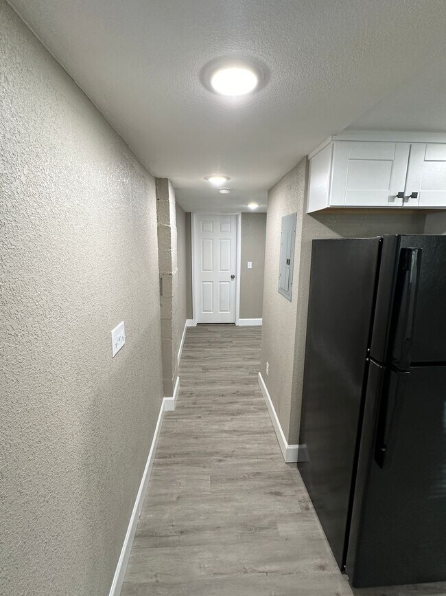 Photo - 1466 Reed St Unidad A