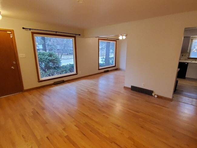 Photo - Brown Deer 3 bedroom ranch