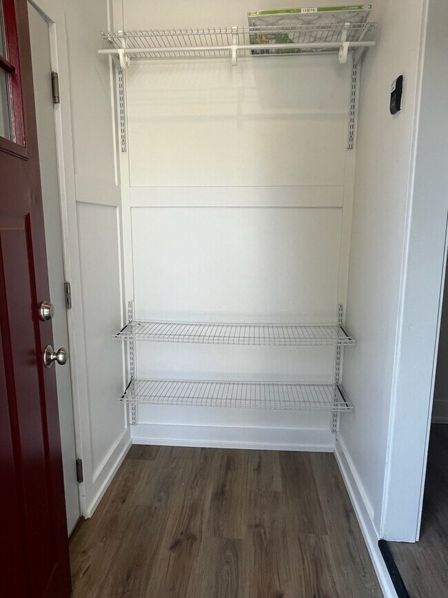 Photo - 3228 Babylon Rd