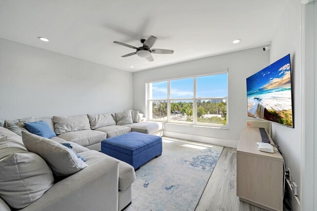 Building Photo - 1770 E Las Olas Blvd Unit 607