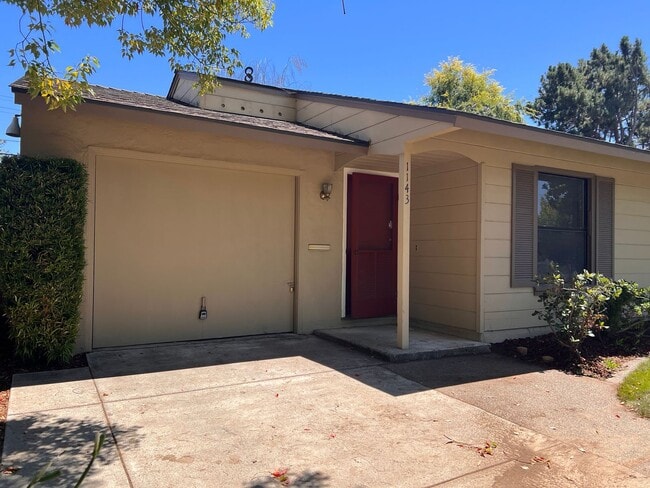 Photo - 4 bed 2 bath house available now!