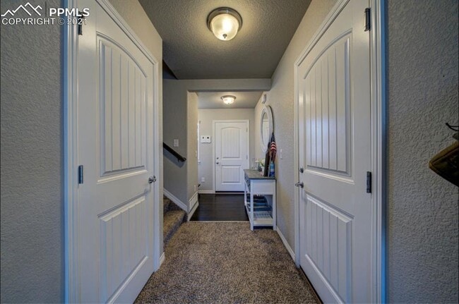 Photo - 6673 Galpin Dr