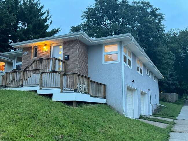 Photo - 3301 Johnson St NE Apartamento