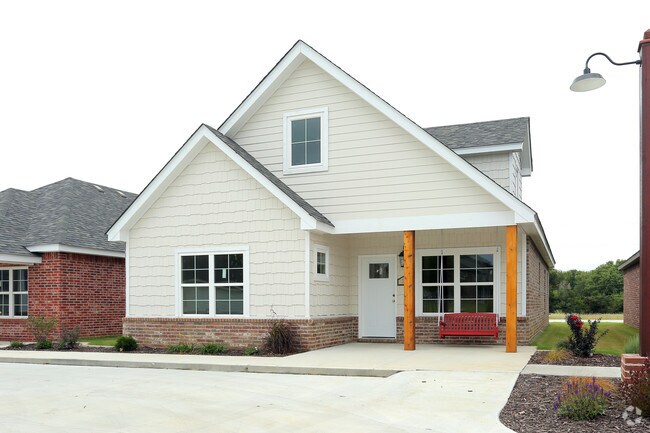 Photo - Gramercy Cottages
