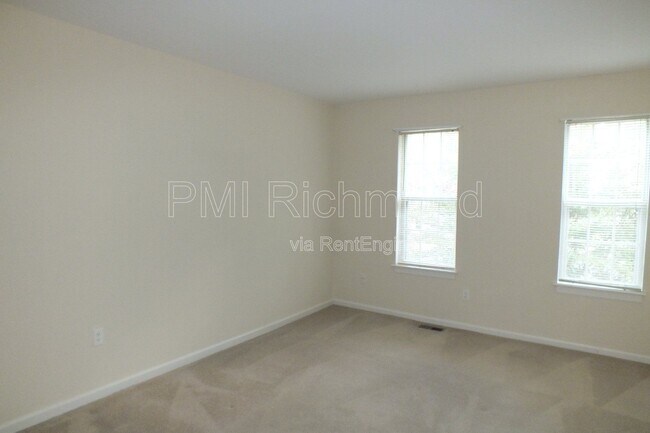 Photo - 1623 Congressional Ct