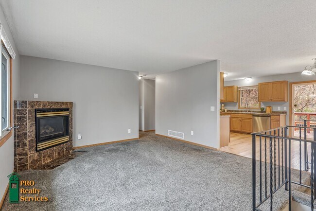 Photo - 4 Bedroom Home in Roseville