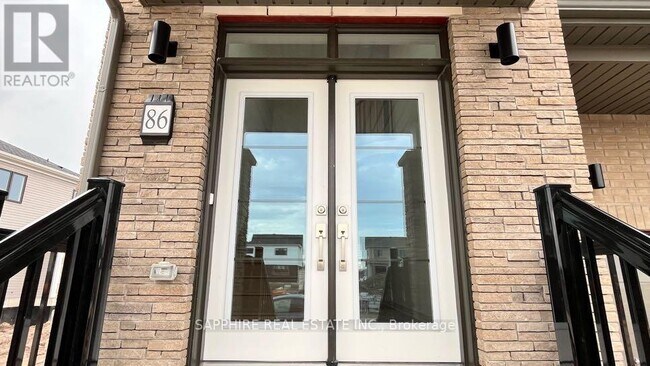 Photo - 86 Canvas Crescent