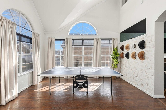 Building Photo - 5717 Christy Ln Unit ID1404251P