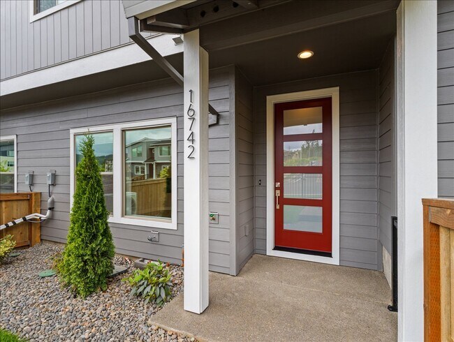 16742 SE Scouters Mountain Rd