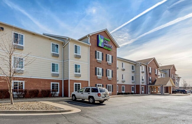 Furnished Studio-Cleveland - Mentor