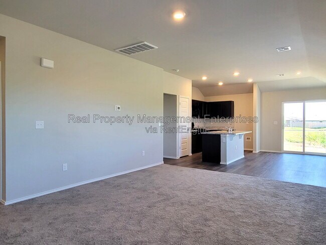 Photo - 9501 NW 118th St