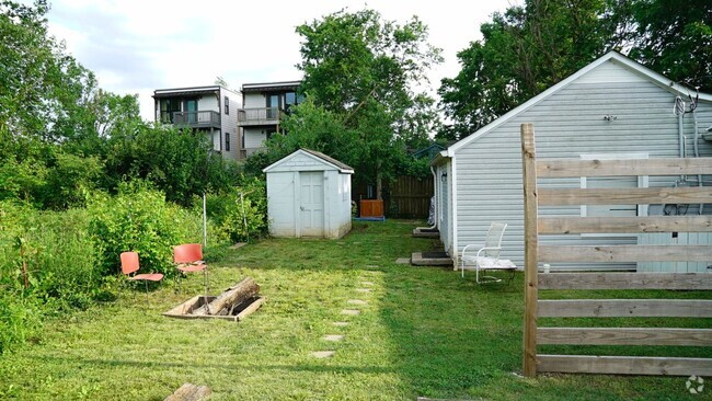 Building Photo - 112 Lucile St Rental