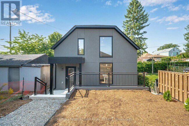 Photo - 40 Montcalm Ave