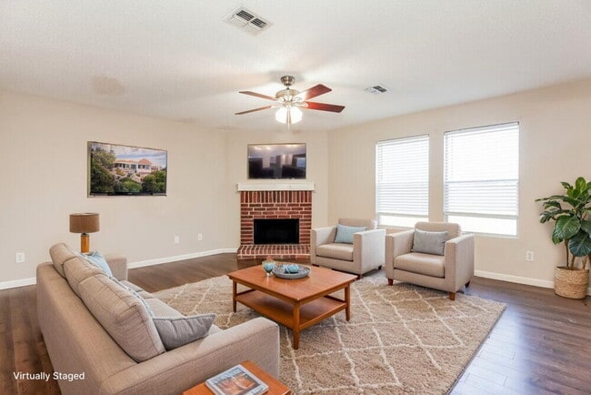 Photo - 2316 Graystone Dr