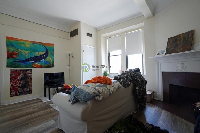 Photo - 62 Boylston St Unit 718