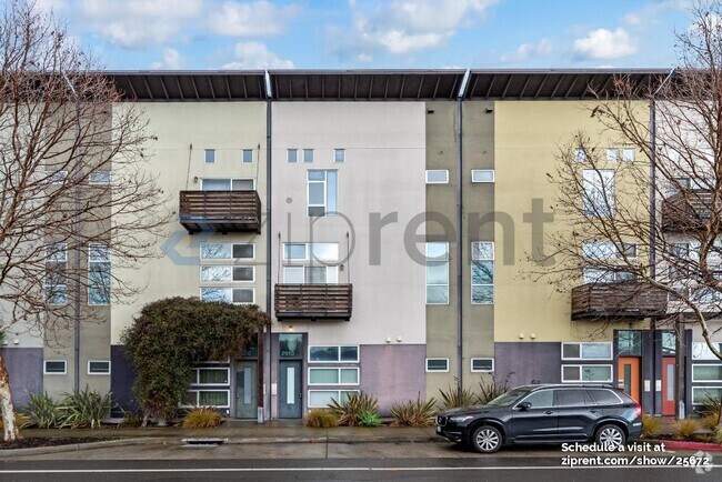 Building Photo - 2910 Mandela Pkwy Rental