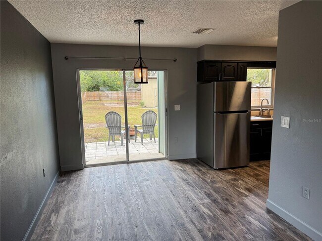 Photo - 3Br/1Ba Pet Friendly With Large Fenced Back Yard