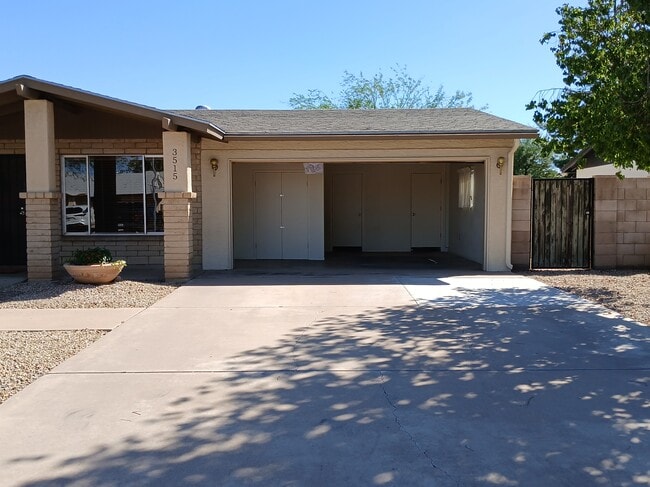 Photo - 3515 E Cortez St