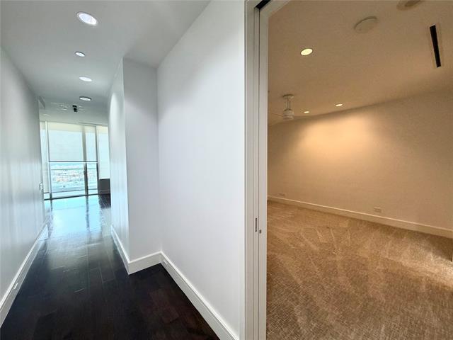 Photo - 2408 Victory Park Ln Unit 1032