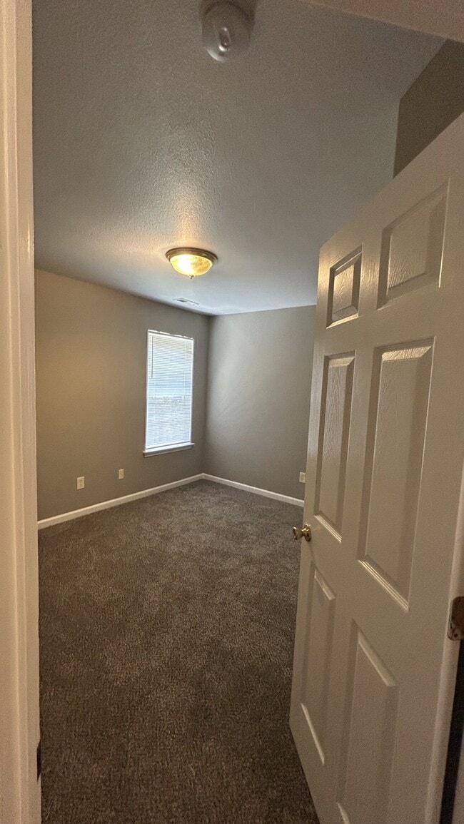 Photo - 2840 Oasis Ln