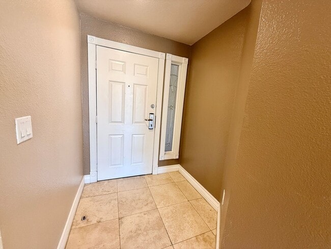 Photo - Meridian 2 BDR /2 BATH Luxury Condo - RESO...