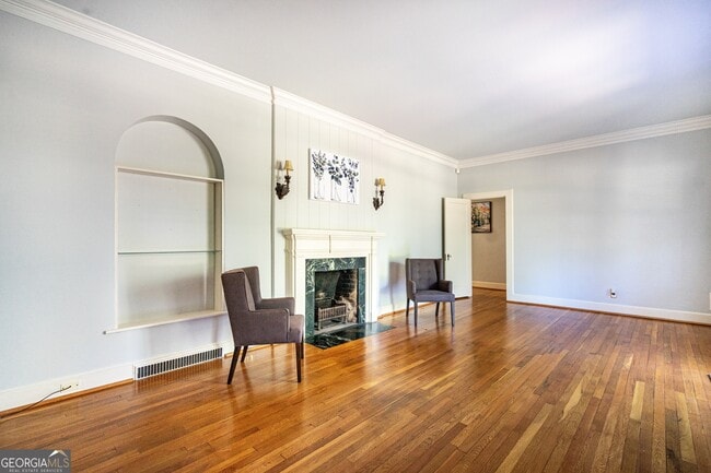 Photo - 1305 Vernon St