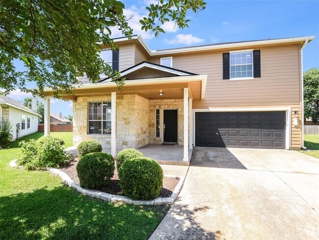 Building Photo - 901 Elmwood Dr Rental