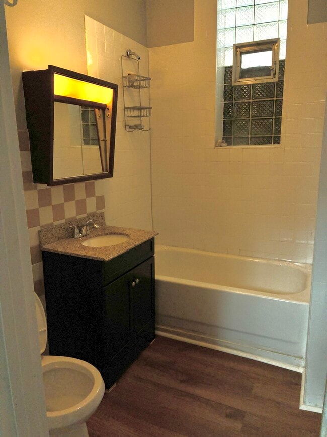 Photo - 2858 S Trumbull Ave Unit 1F
