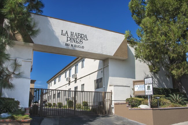 La Habra Pines Apartments - La Habra Pines Apartments