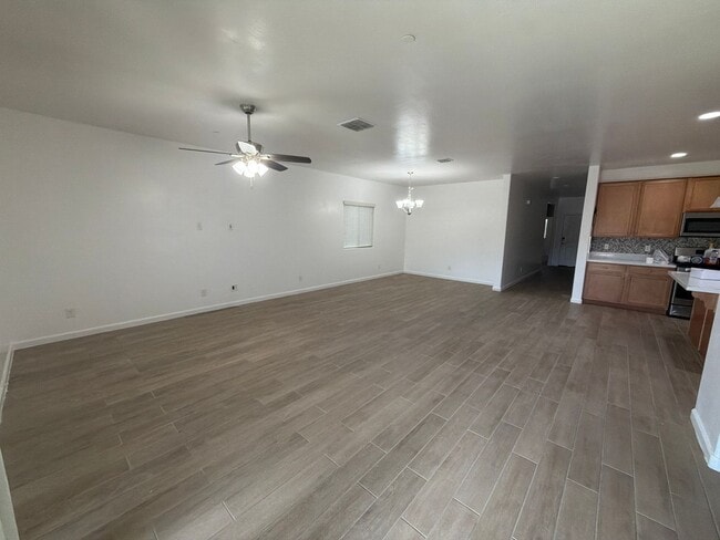 21391 W Monte Vista Rd