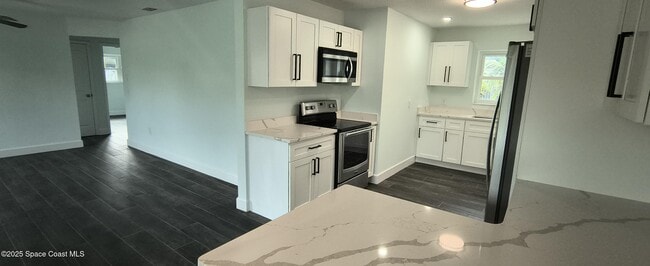 Photo - 216 NE 3rd St