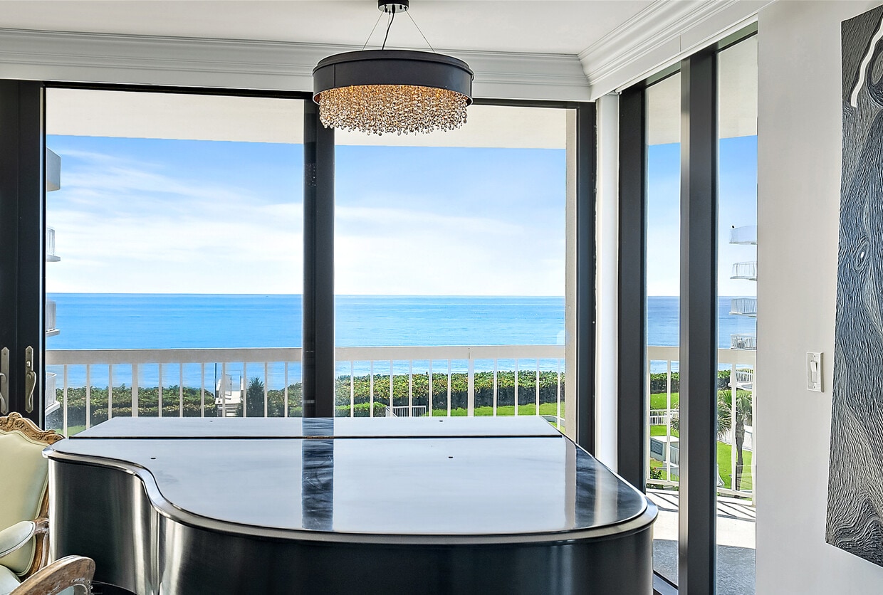 Photo - 3300 S Ocean Blvd (Palm Beach, FL)