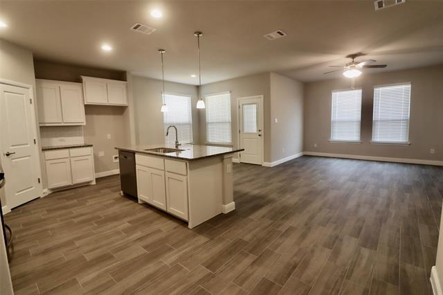 Photo - 1120 Eastland Ln