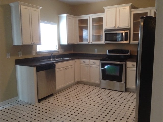 Photo - 10004 Barrands Ln