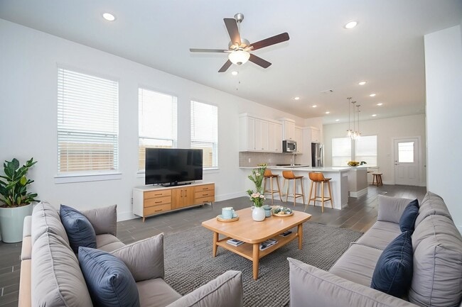 Photo - 2823 Sunrise Fld Ln