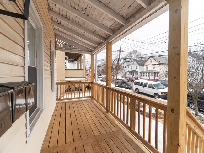 Porch - 332 Locust Ave Unit First Floor Locust