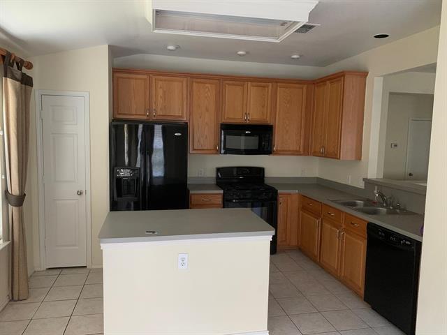 Photo - 2784 Sunlight Dr