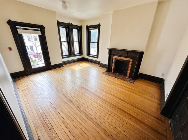 Photo - 212 W Gorham St