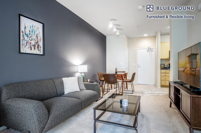 Photo - 5535 Westlawn Ave Unit FL3-ID139