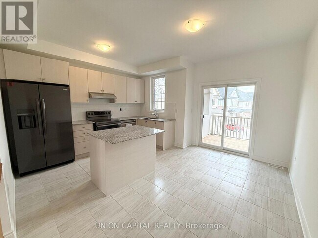 Photo - 11 Franklin Ave