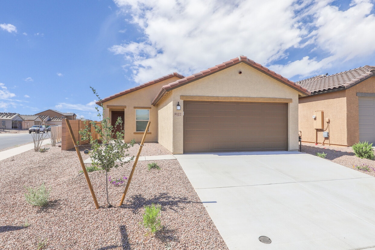Photo - 9122 E Red Blf Ct (Tucson, AZ)