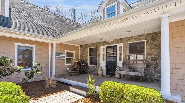 Photo - 120 Whitesville Rd