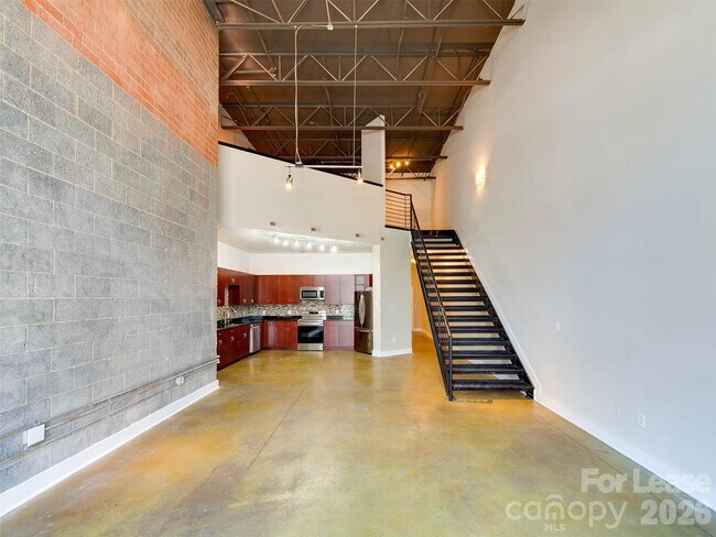 927 Westmere Ave