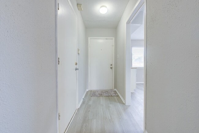 Photo - 20135 Telegraph Square Ln