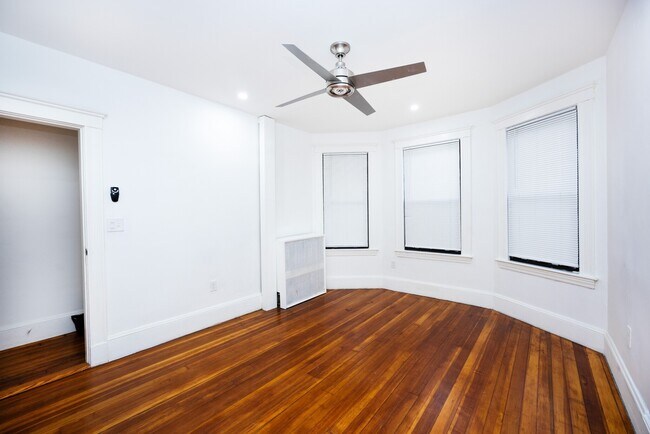 Photo - 121 Browne St