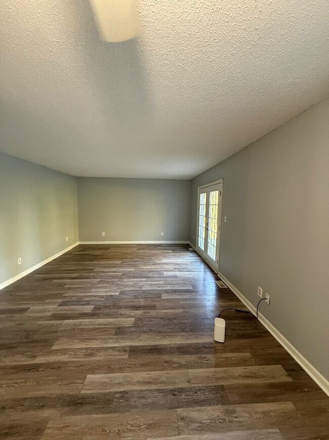 Photo - 124 Crestview Dr