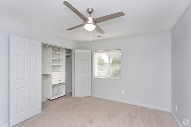 2BR, 1BA - C2 - 1056 SF